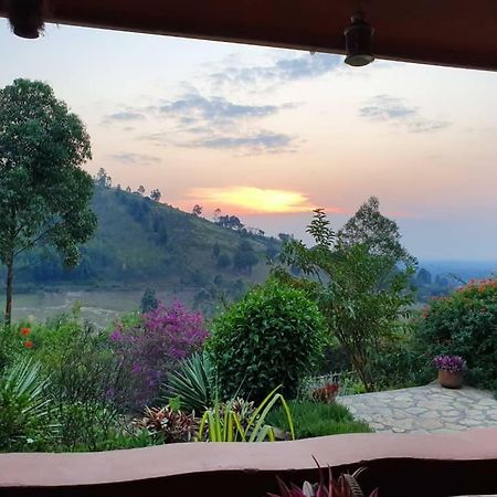 Nyore Hillside Retreat Mbarara Exterior foto
