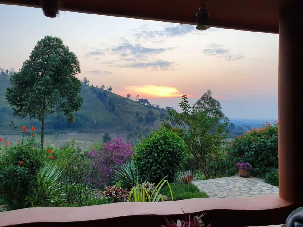 Nyore Hillside Retreat Mbarara Exterior foto